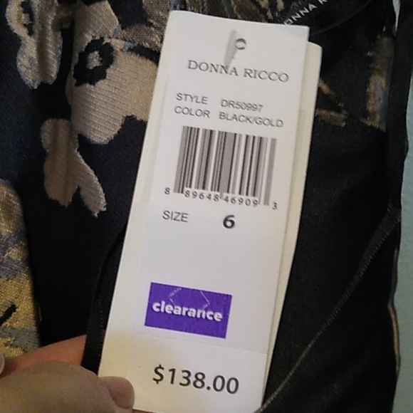 Donna Ricco - Picture 5 of 8